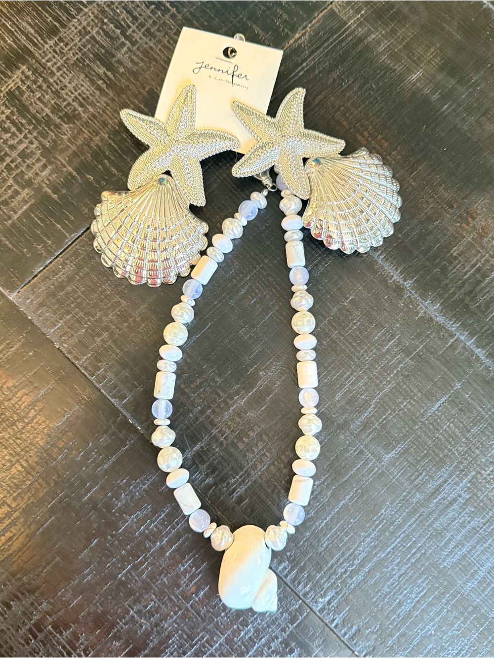 White multi media Beaded Seashell Necklace with Starfish Shell earrings